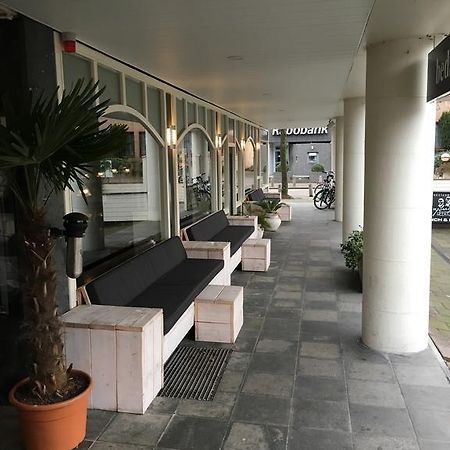 Hotel Restaurant De Jonge Heertjes Aalsmeer Eksteriør billede