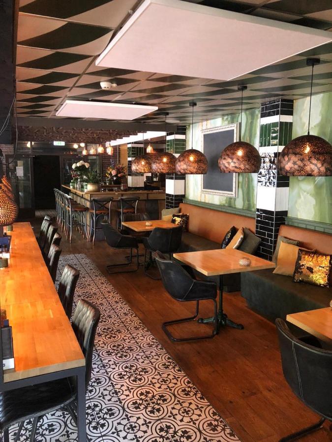 Hotel Restaurant De Jonge Heertjes Aalsmeer Eksteriør billede
