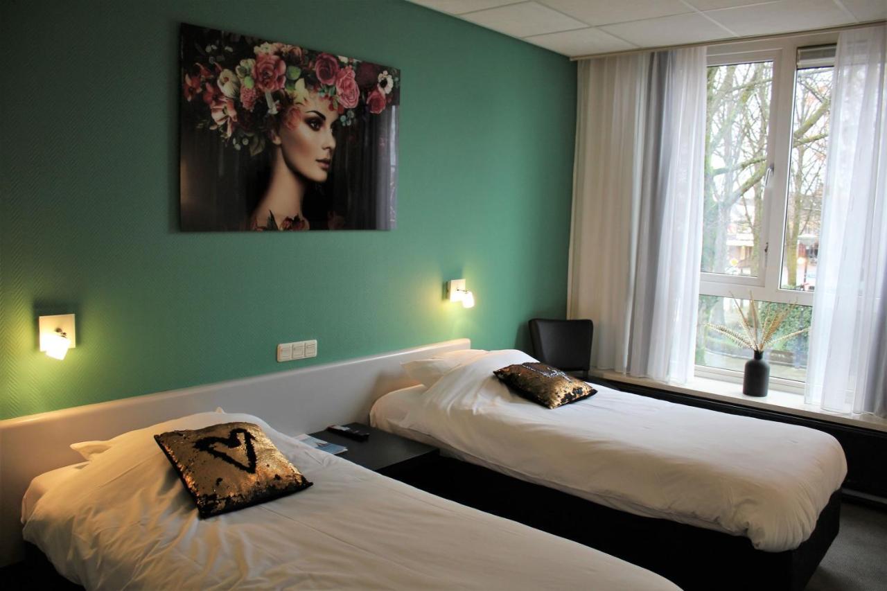 Hotel Restaurant De Jonge Heertjes Aalsmeer Eksteriør billede